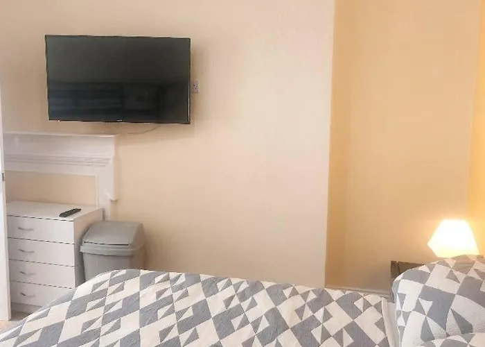 Lea Hurst B & B