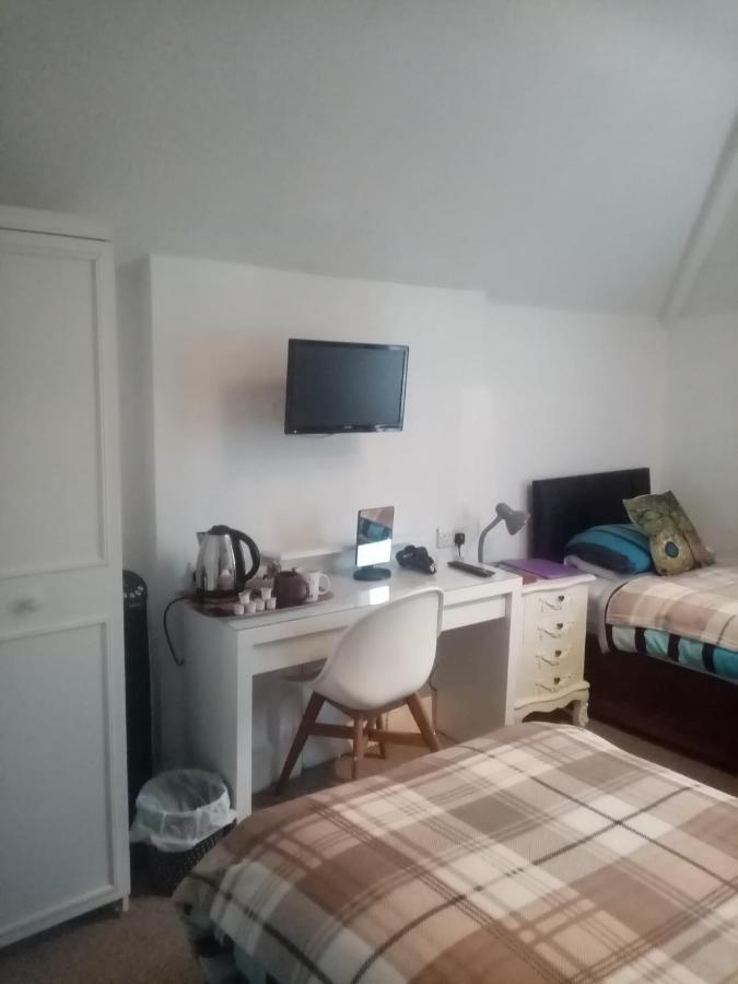 Lea Hurst Bed & Breakfast 3*