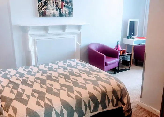 Lea Hurst B & B