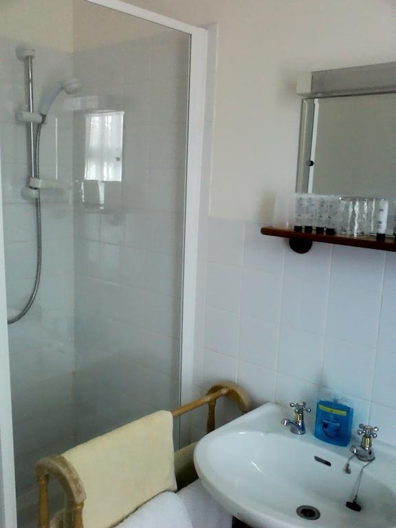 Alojamento de Acomodação e Pequeno-almoço Lea Hurst Bournemouth